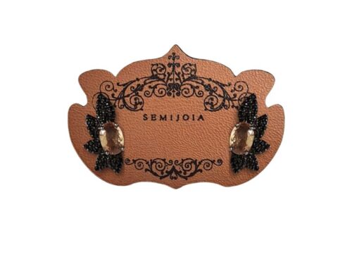 Brinco Folha Cravejado de Zircônias Onix e Zircônia Morganita em Banho de Ródio Negro