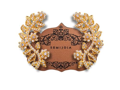 Brinco Ear Cuff Folhas e Flores Microcravejadas de Zircônias Transparentes com Piercing em Banho de Ouro 18K